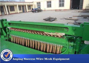 220V बाड़ वेल्डिंग मशीन निर्माण उद्योग कुक्कुट कृषि के लिए
